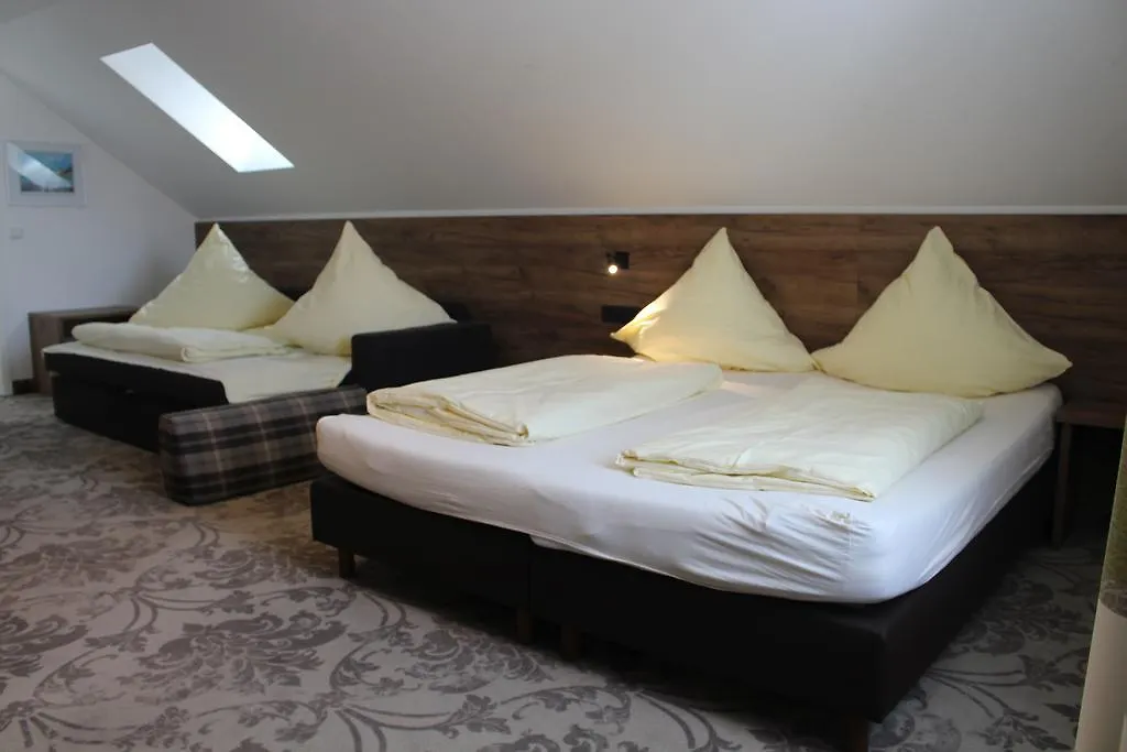 Hotel Haeussler Langenbruck Guest house